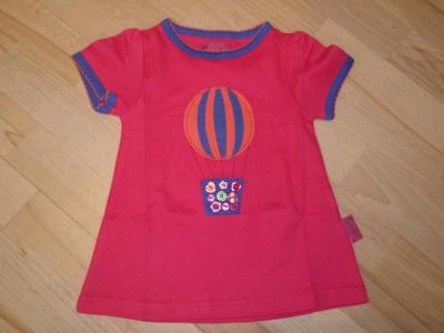 pink t-shirt with balloon - Cupcake