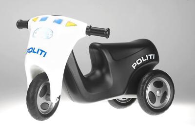 Dantoy. Motorcykel Politi